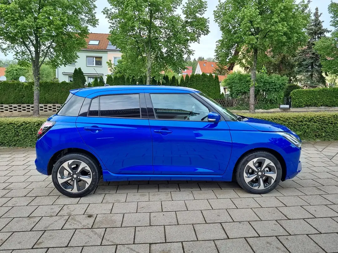 Suzuki Swift - Thumbnail 6