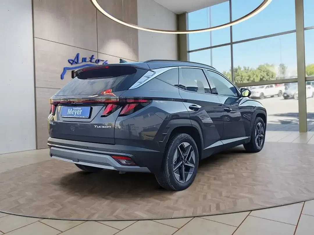 Hyundai TUCSON - Thumbnail 6