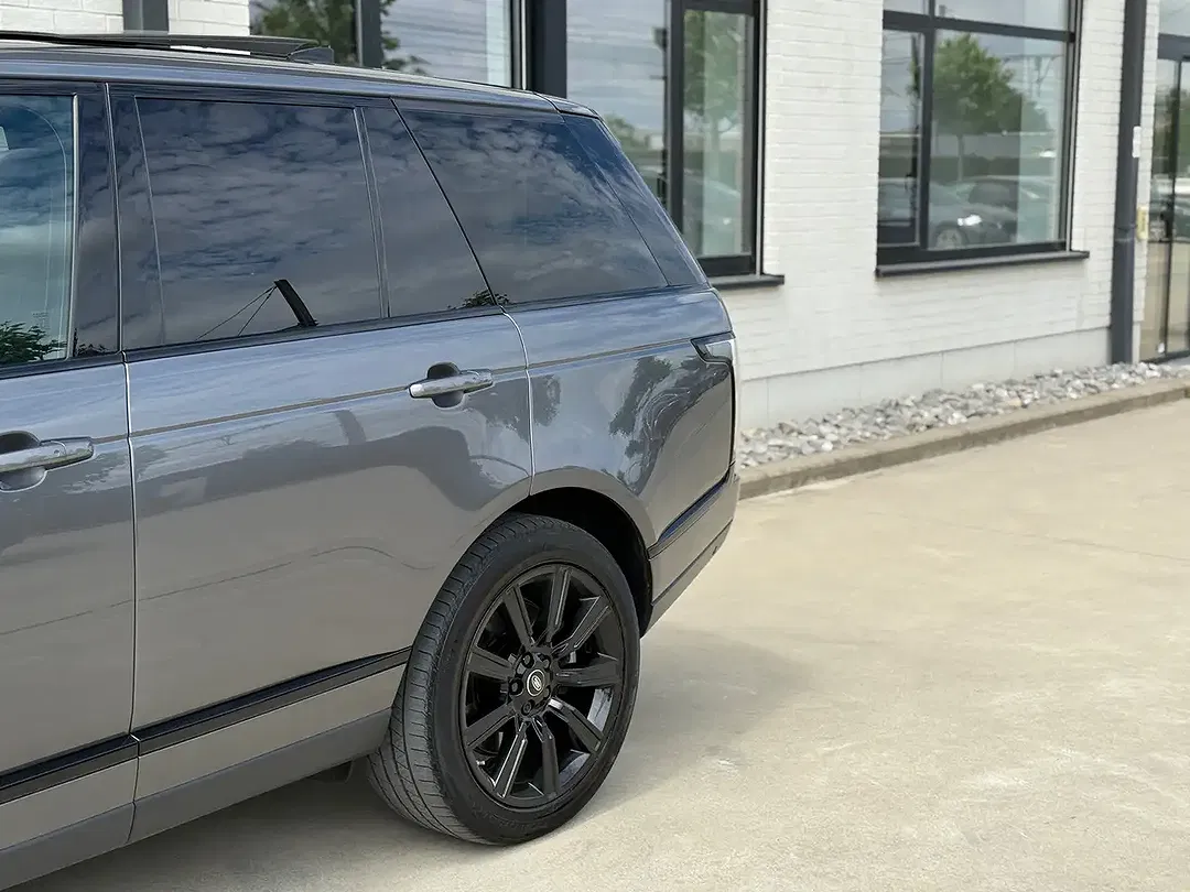 Land Rover Range Rover - Thumbnail 11