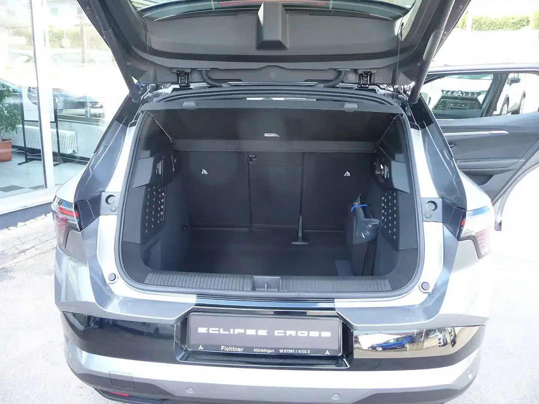 Mitsubishi Eclipse Cross - Thumbnail 10