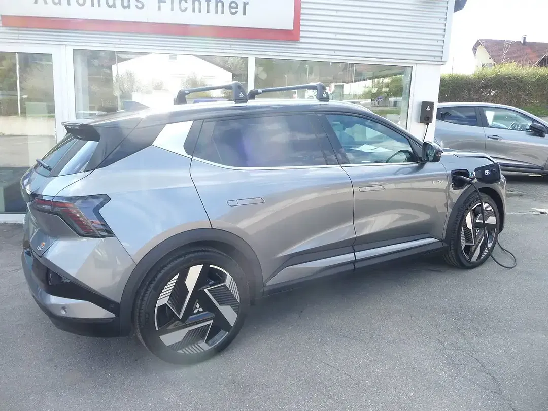 Mitsubishi Eclipse Cross - Thumbnail 3