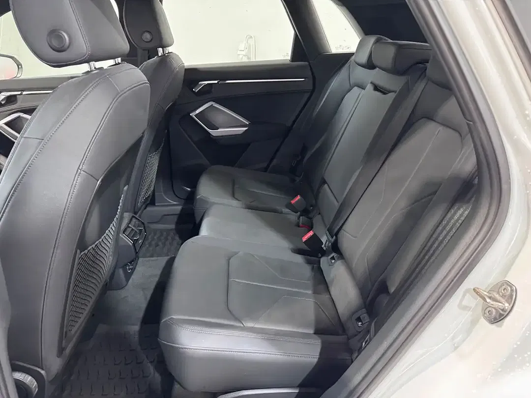 Audi Q3 - Thumbnail 7