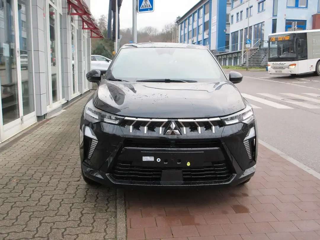 Mitsubishi ASX - Thumbnail 3