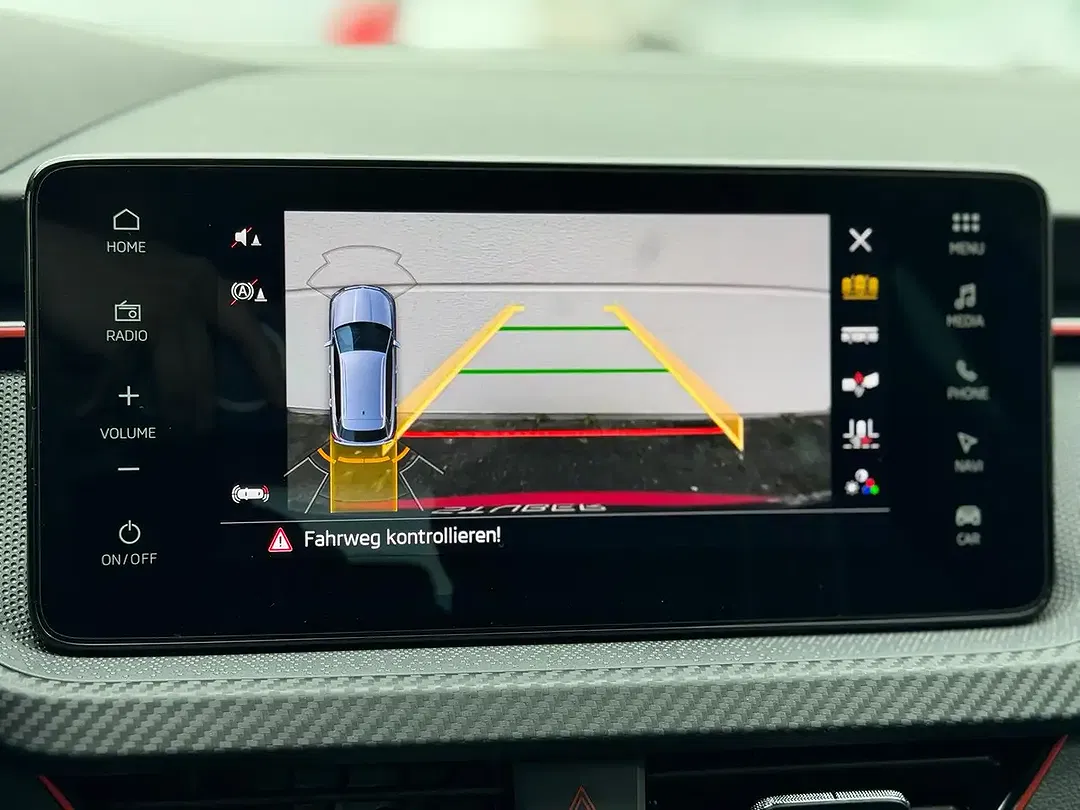 Skoda Kamiq - Thumbnail 10