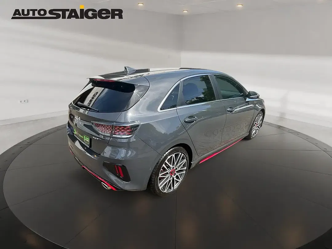 Kia Ceed / cee'd - Thumbnail 6