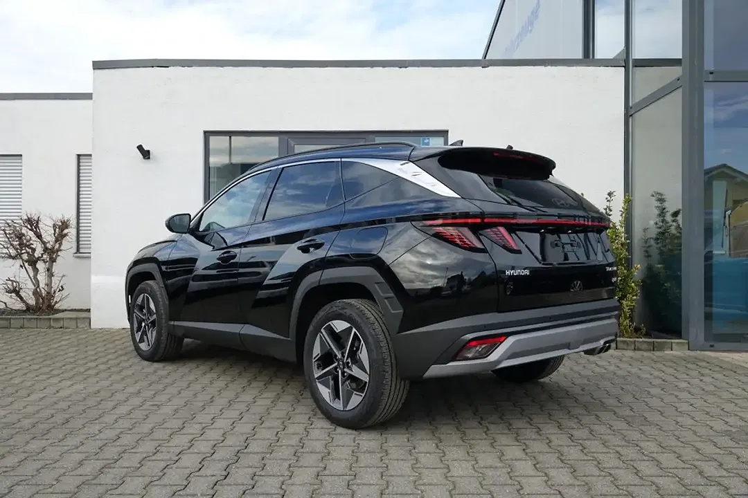 Hyundai TUCSON - Thumbnail 3