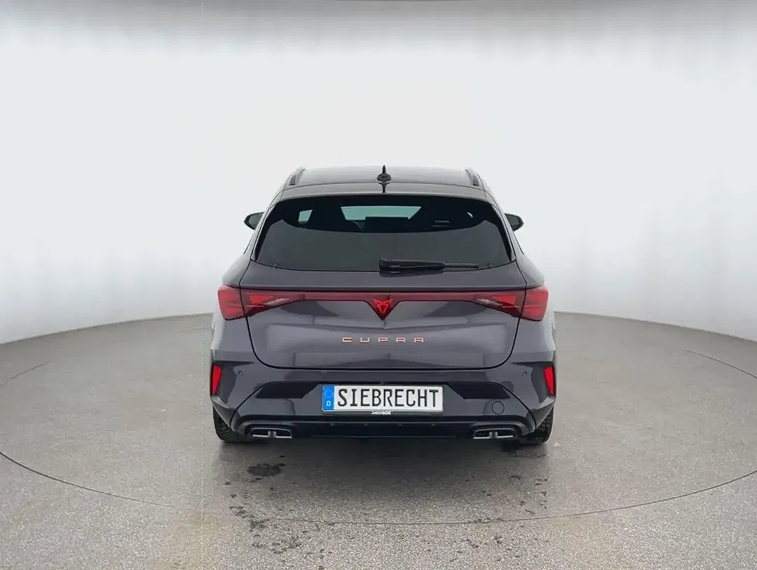 CUPRA Leon - Thumbnail 4