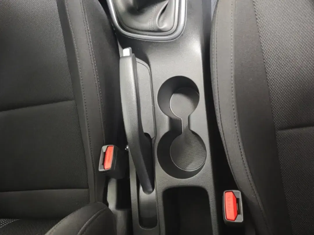 Hyundai i20 - Thumbnail 13