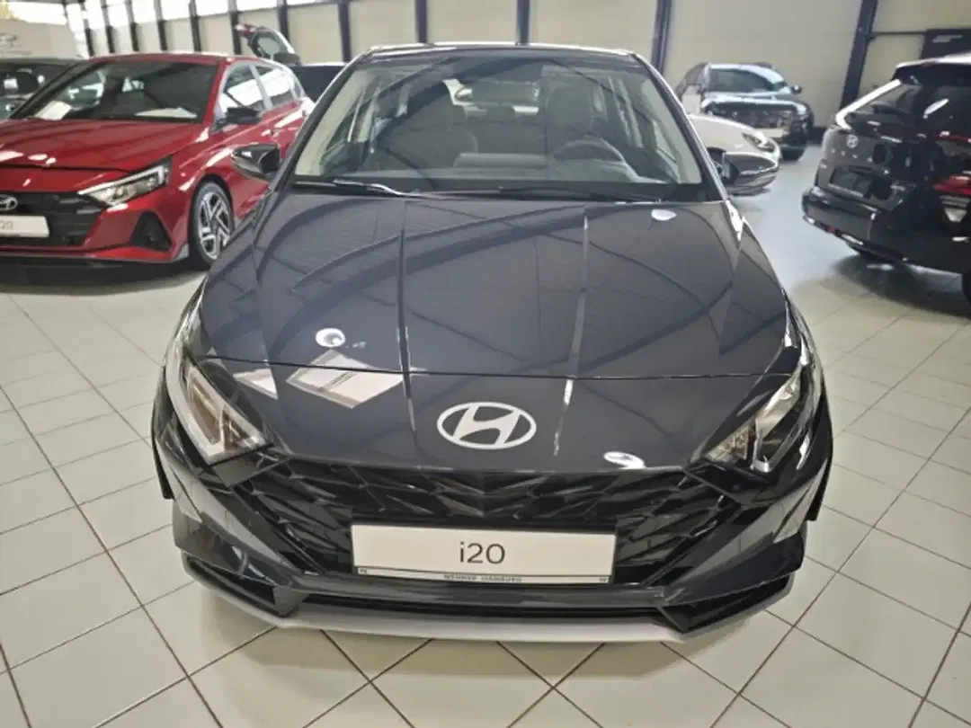 Hyundai i20 - Thumbnail 2