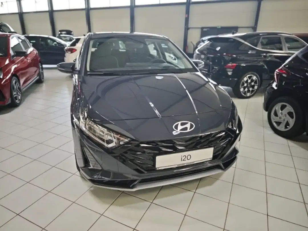 Hyundai i20 - Thumbnail 3
