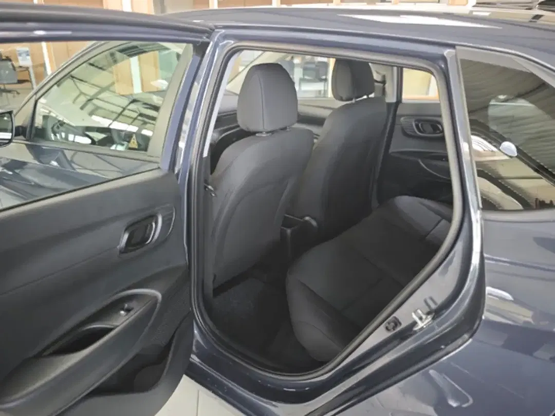 Hyundai i20 - Thumbnail 8