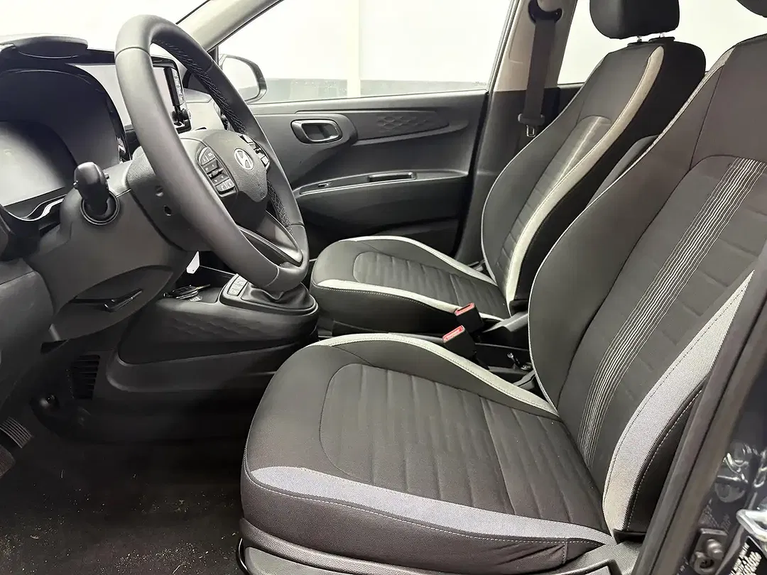 Hyundai i10 - Thumbnail 9