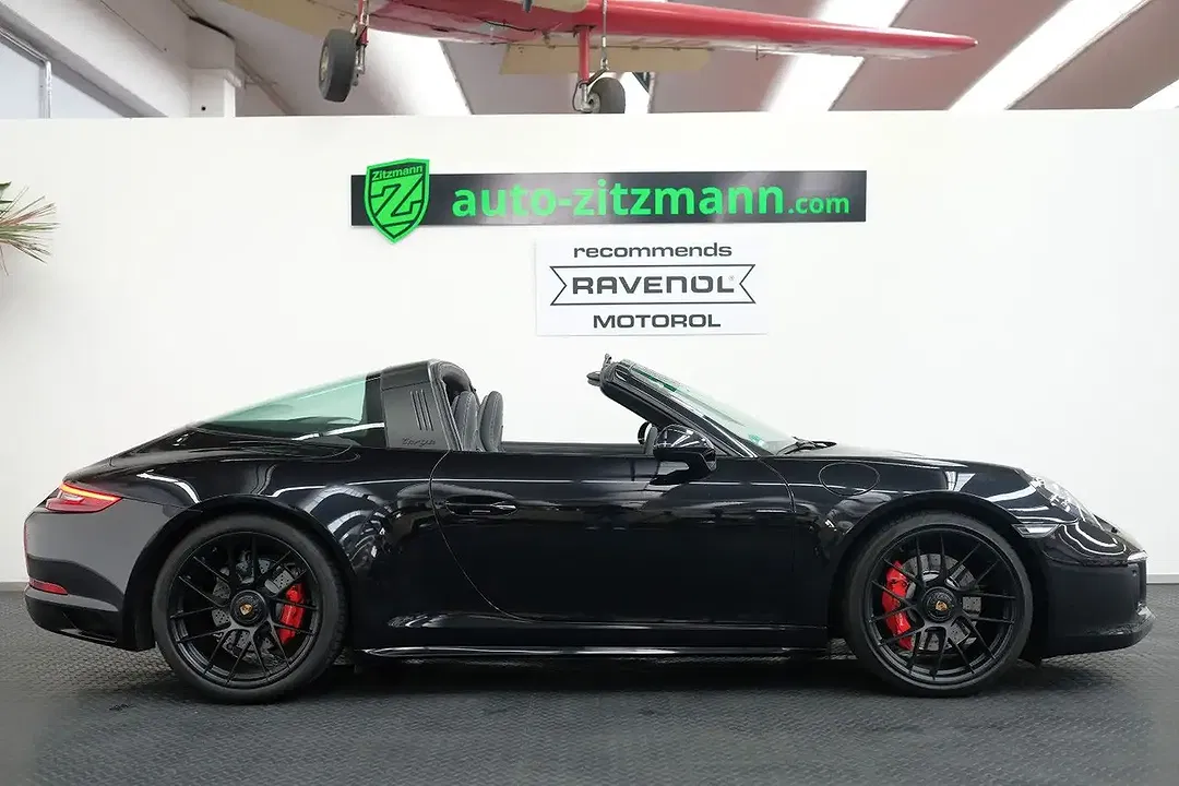 Porsche 991 4 GTS Targa