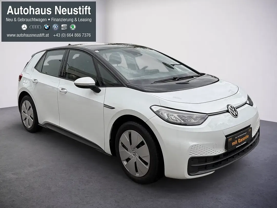 Volkswagen ID.3 - Thumbnail 2
