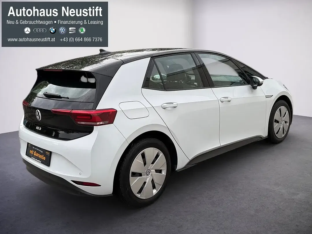 Volkswagen ID.3 - Thumbnail 3