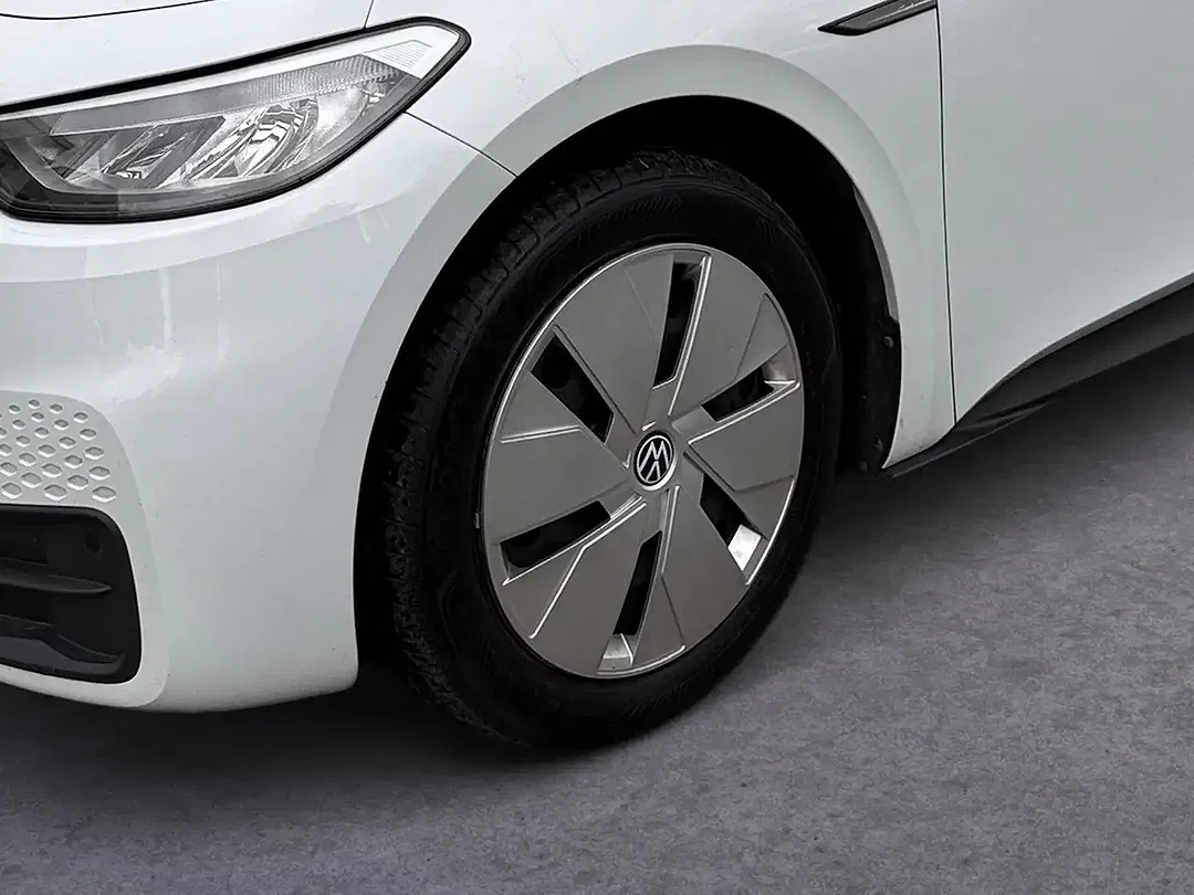 Volkswagen ID.3 - Thumbnail 6