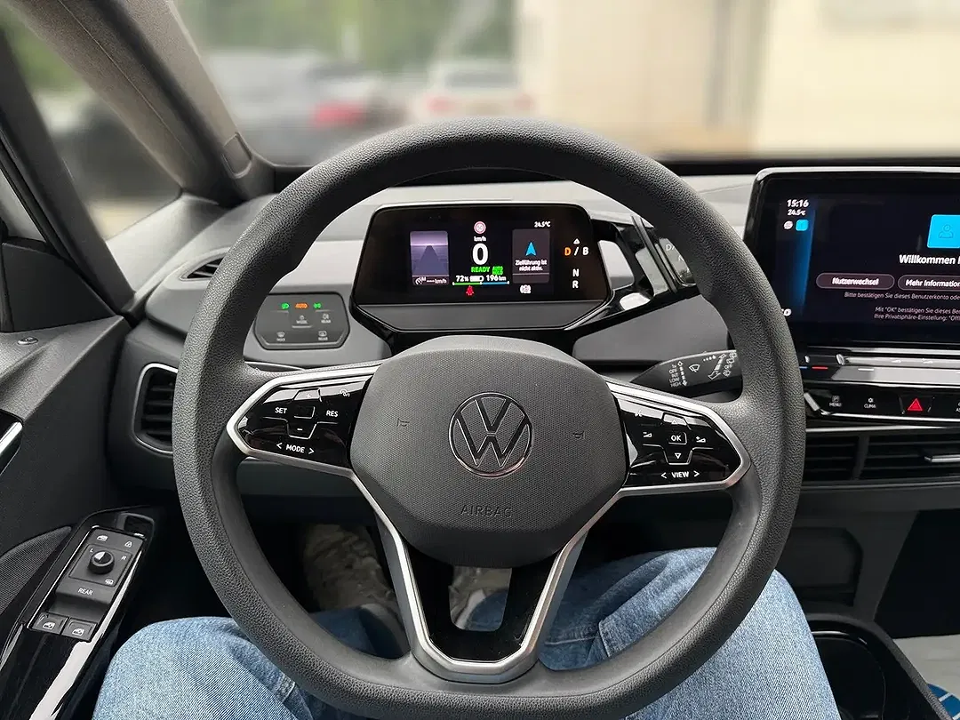 Volkswagen ID.3 - Thumbnail 8