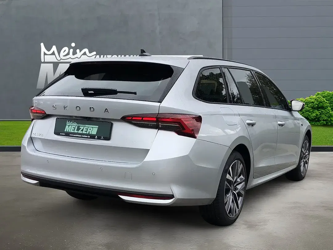 Skoda Octavia - Thumbnail 2