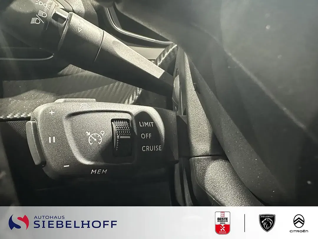 Peugeot 2008 - Thumbnail 12