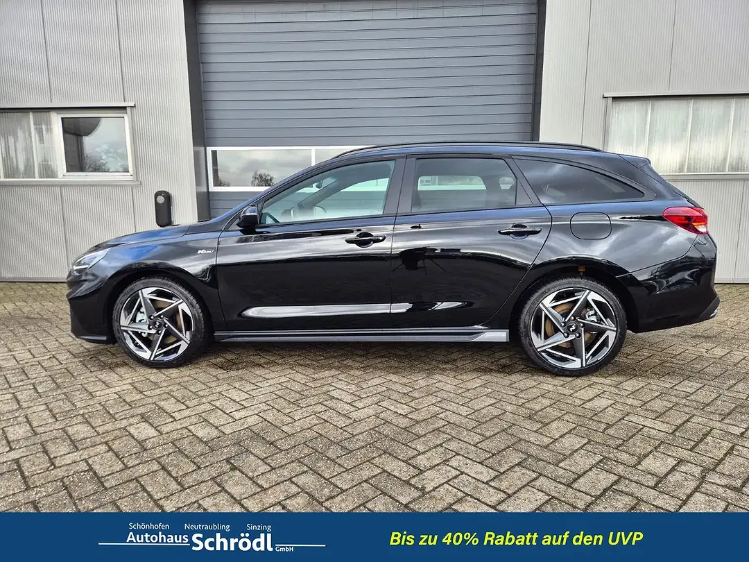 Hyundai i30 - Thumbnail 2