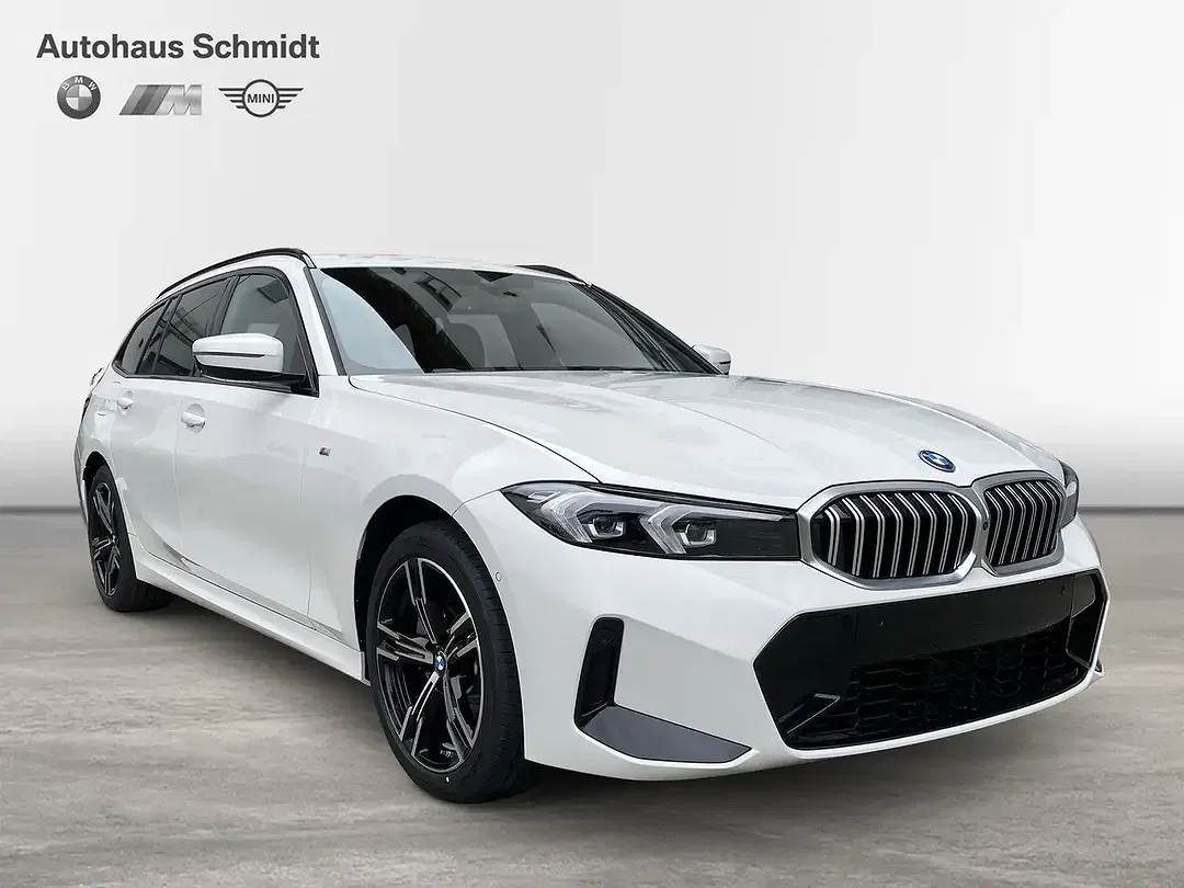 BMW 330 - Thumbnail 6
