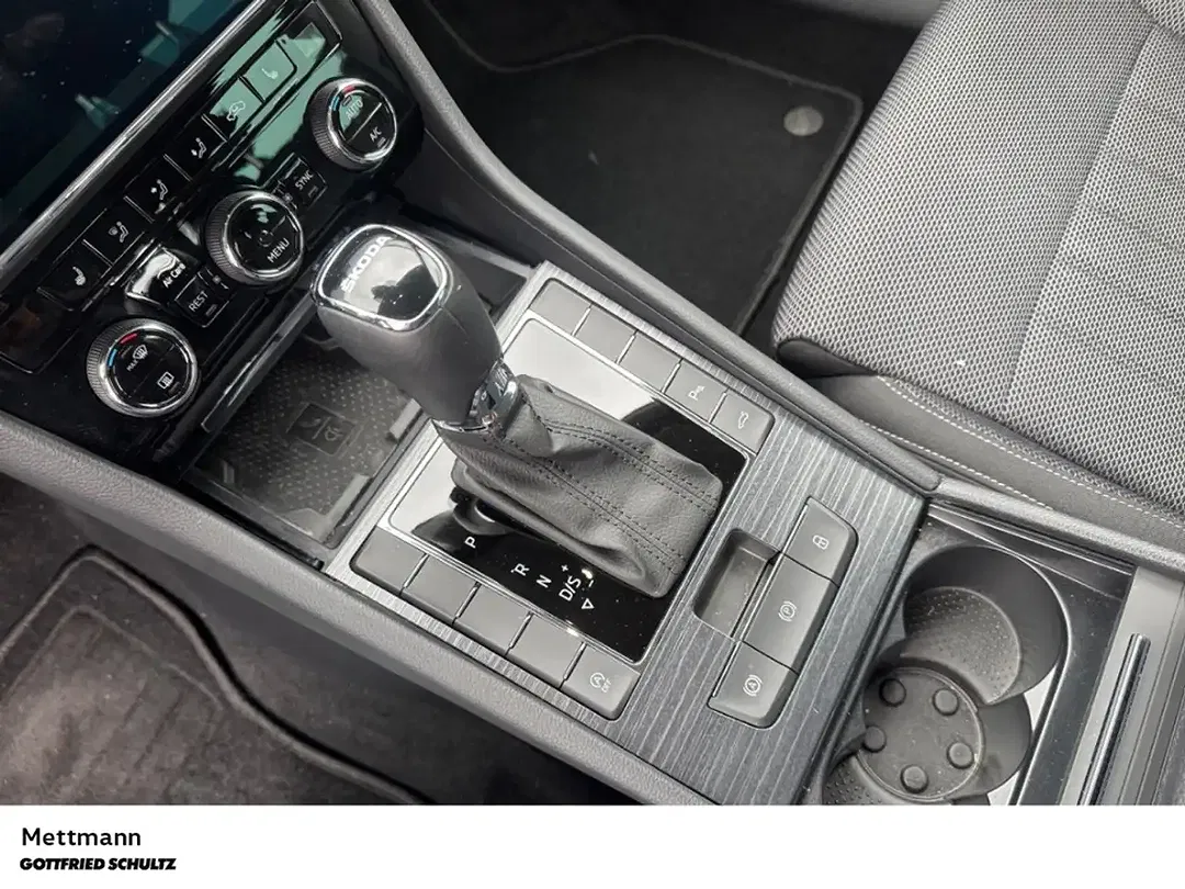 Skoda Superb - Thumbnail 13