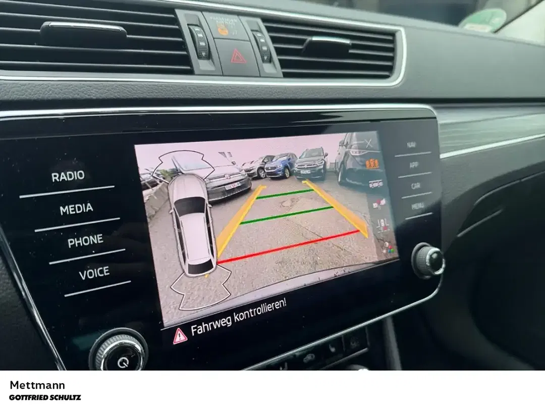 Skoda Superb - Thumbnail 15