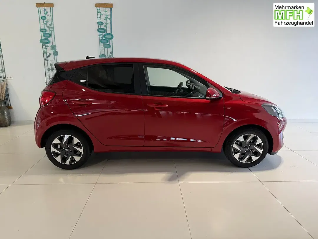 Hyundai i10 - Thumbnail 4