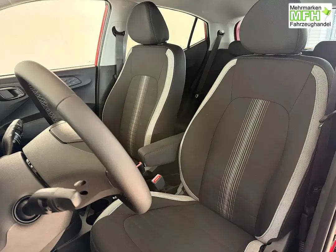 Hyundai i10 - Thumbnail 9