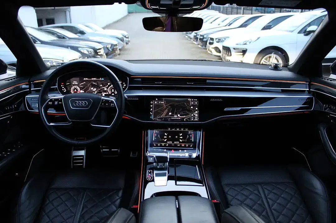 Audi S8 - Thumbnail 11