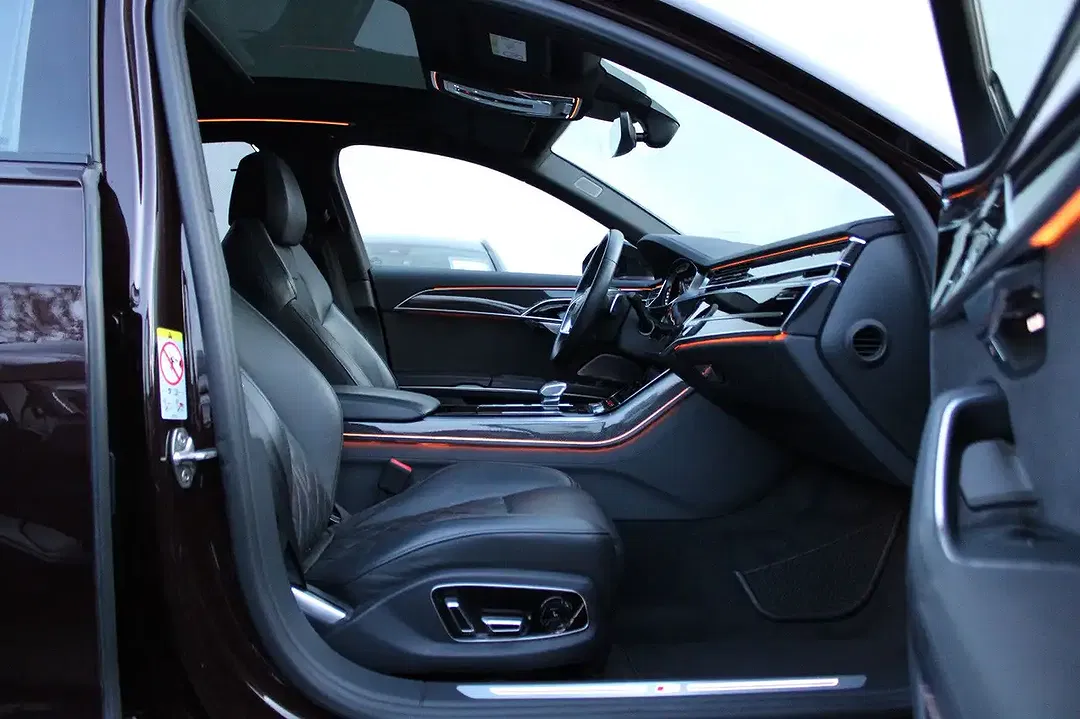 Audi S8 - Thumbnail 13