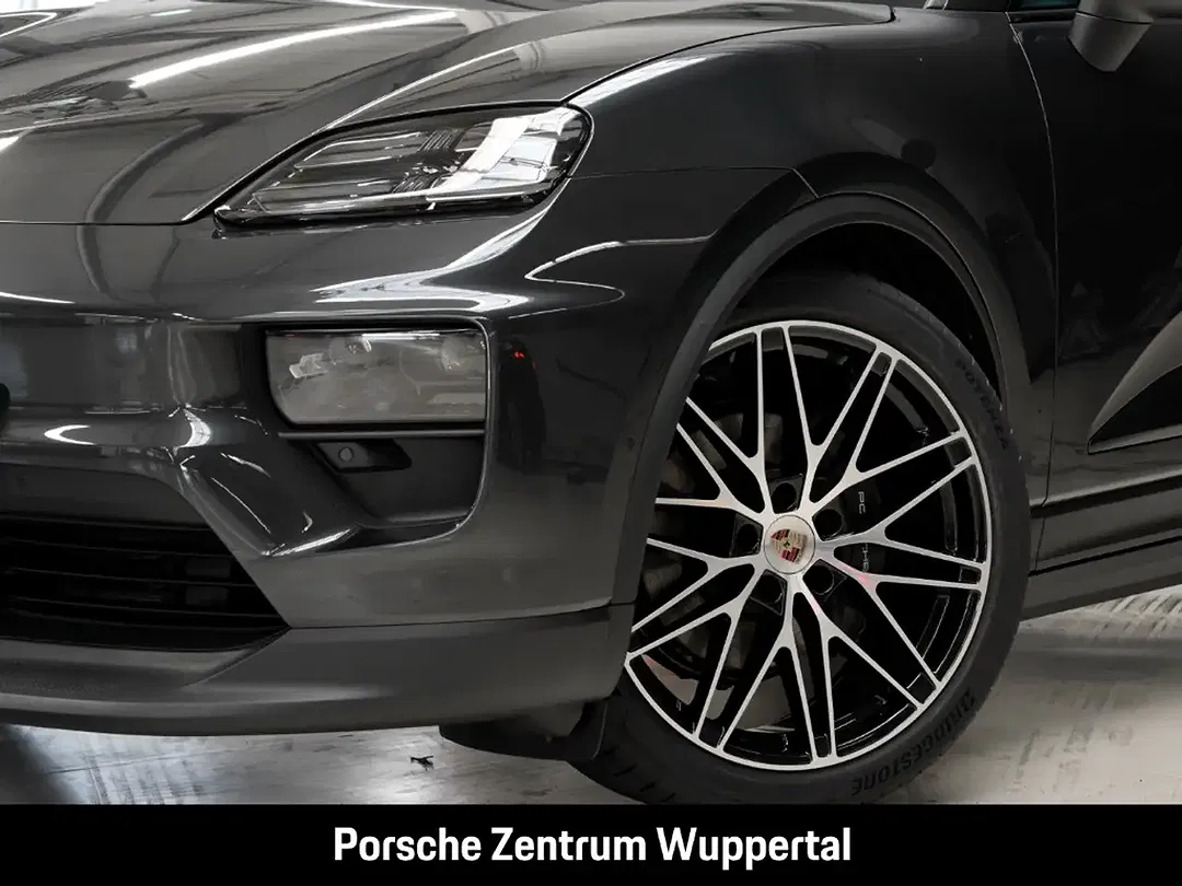 Porsche Macan - Thumbnail 6