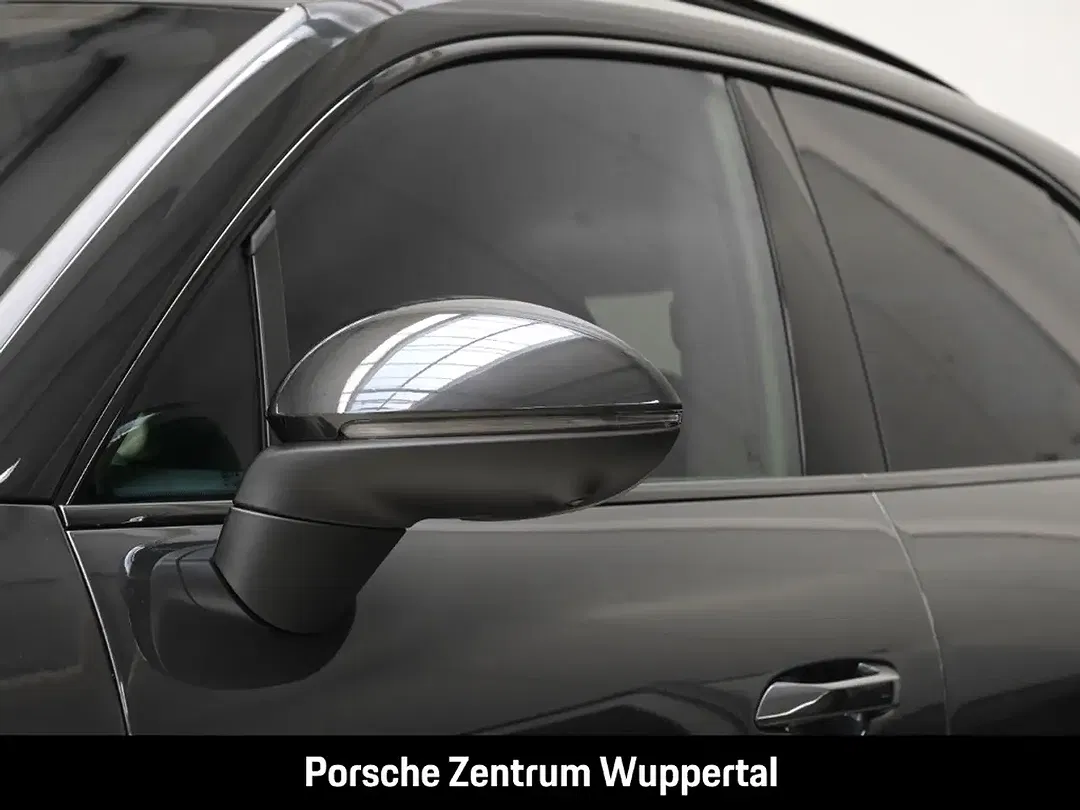 Porsche Macan - Thumbnail 8