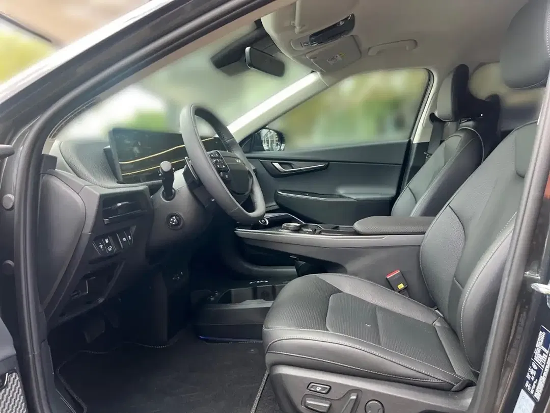 Kia EV6 - Thumbnail 7