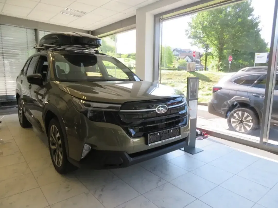Subaru Forester - Thumbnail 1