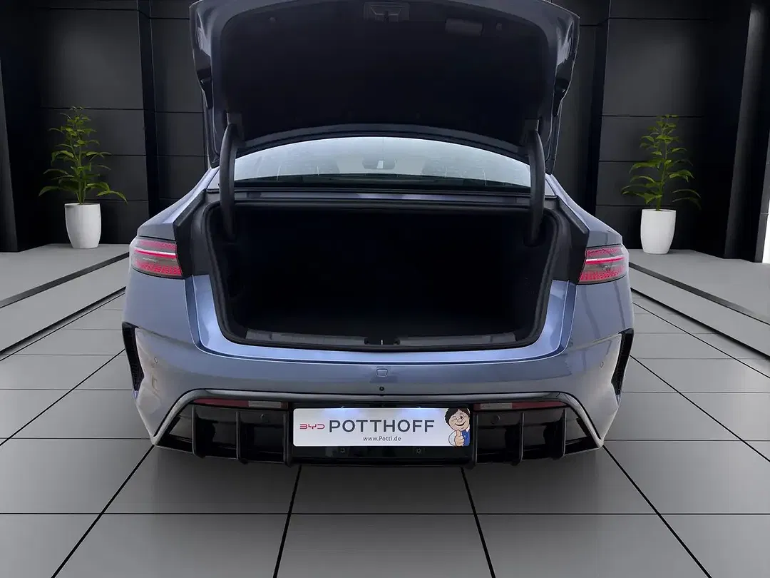 BYD Seal - Thumbnail 5