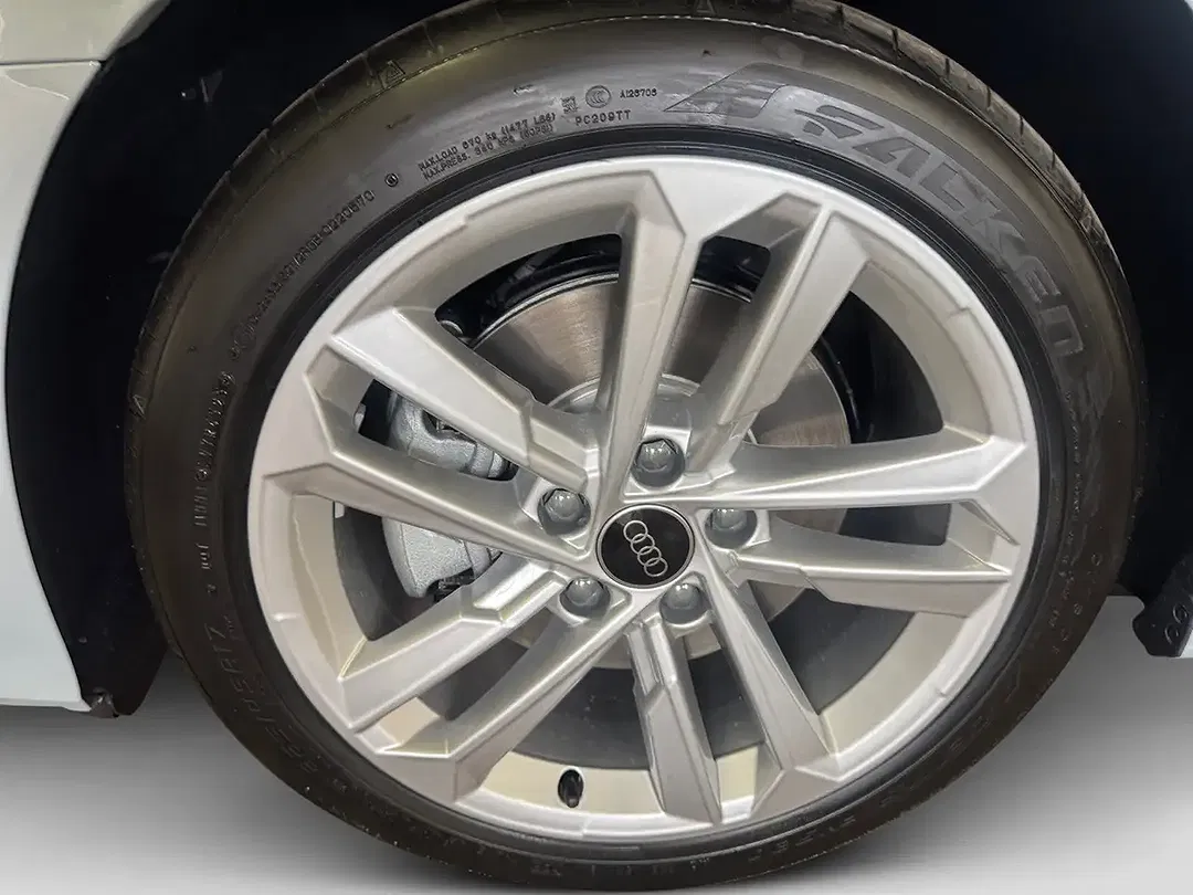 Audi A3 - Thumbnail 4