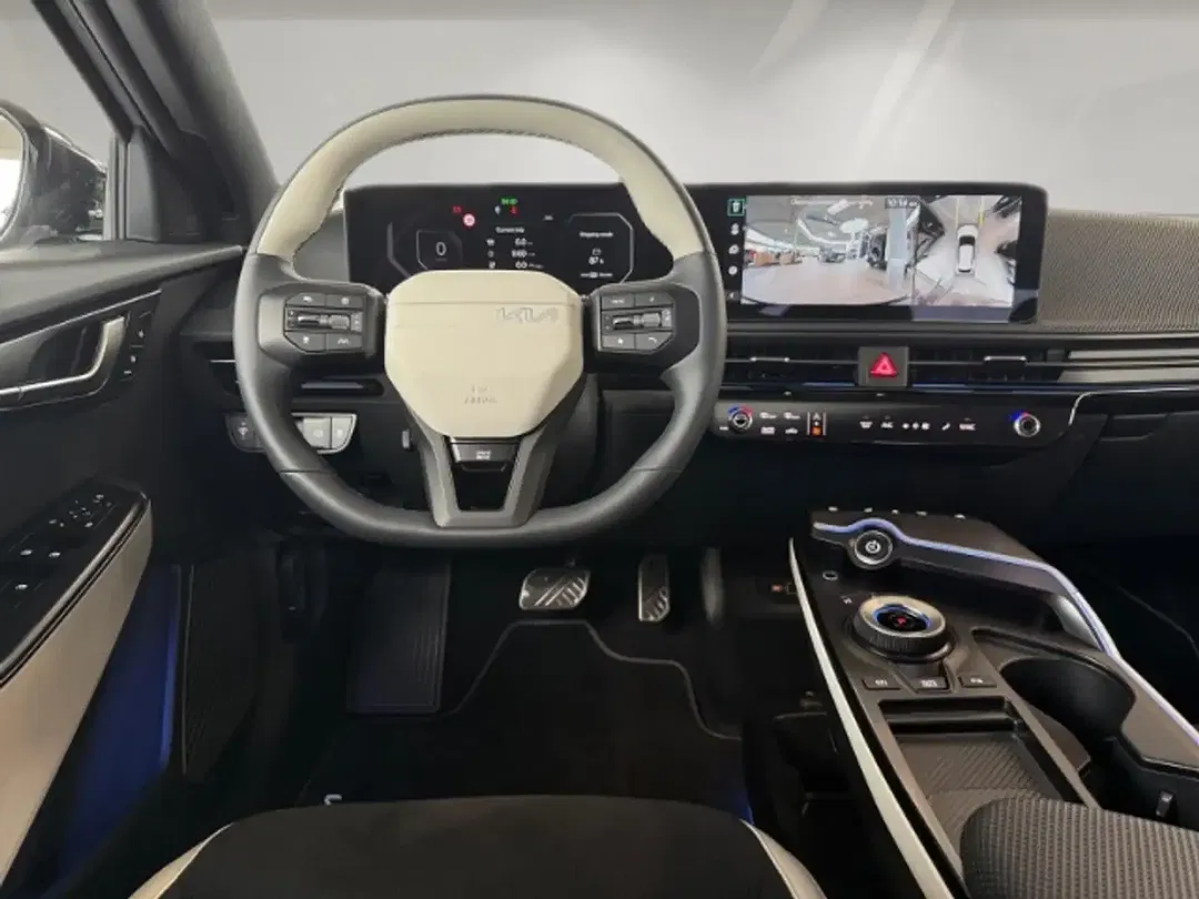 Kia EV6 - Thumbnail 10