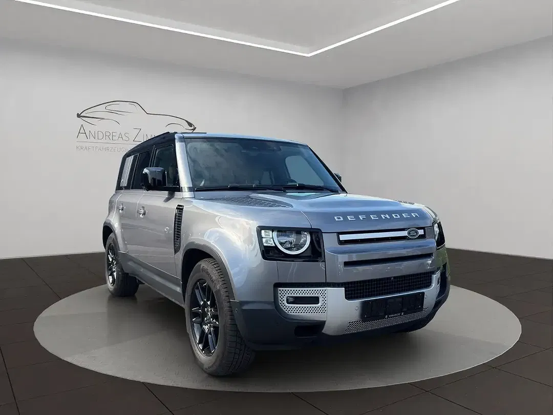 Land Rover Defender - Thumbnail 2