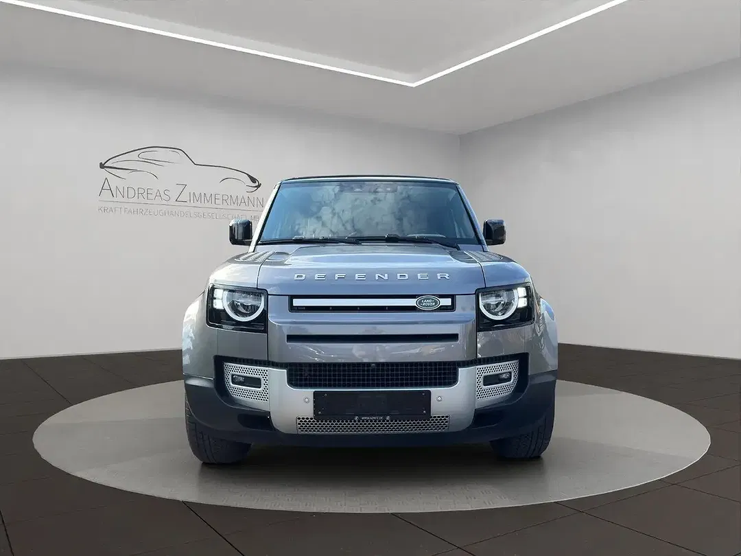 Land Rover Defender - Thumbnail 8