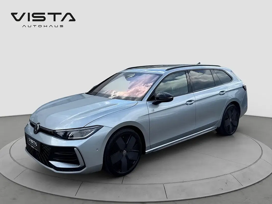 Volkswagen Passat Variant - Thumbnail 2