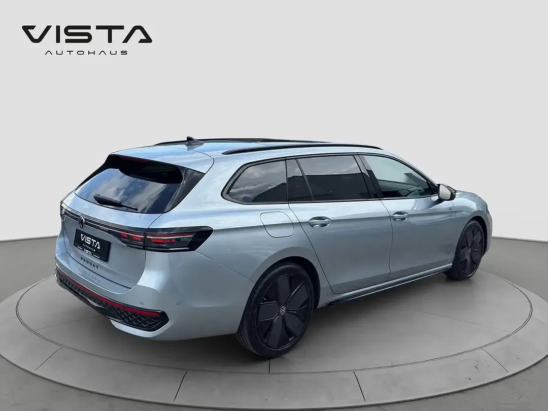 Volkswagen Passat Variant - Thumbnail 8