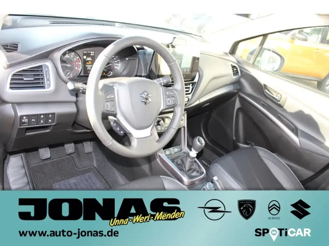 Suzuki SX4 S-Cross - Thumbnail 9