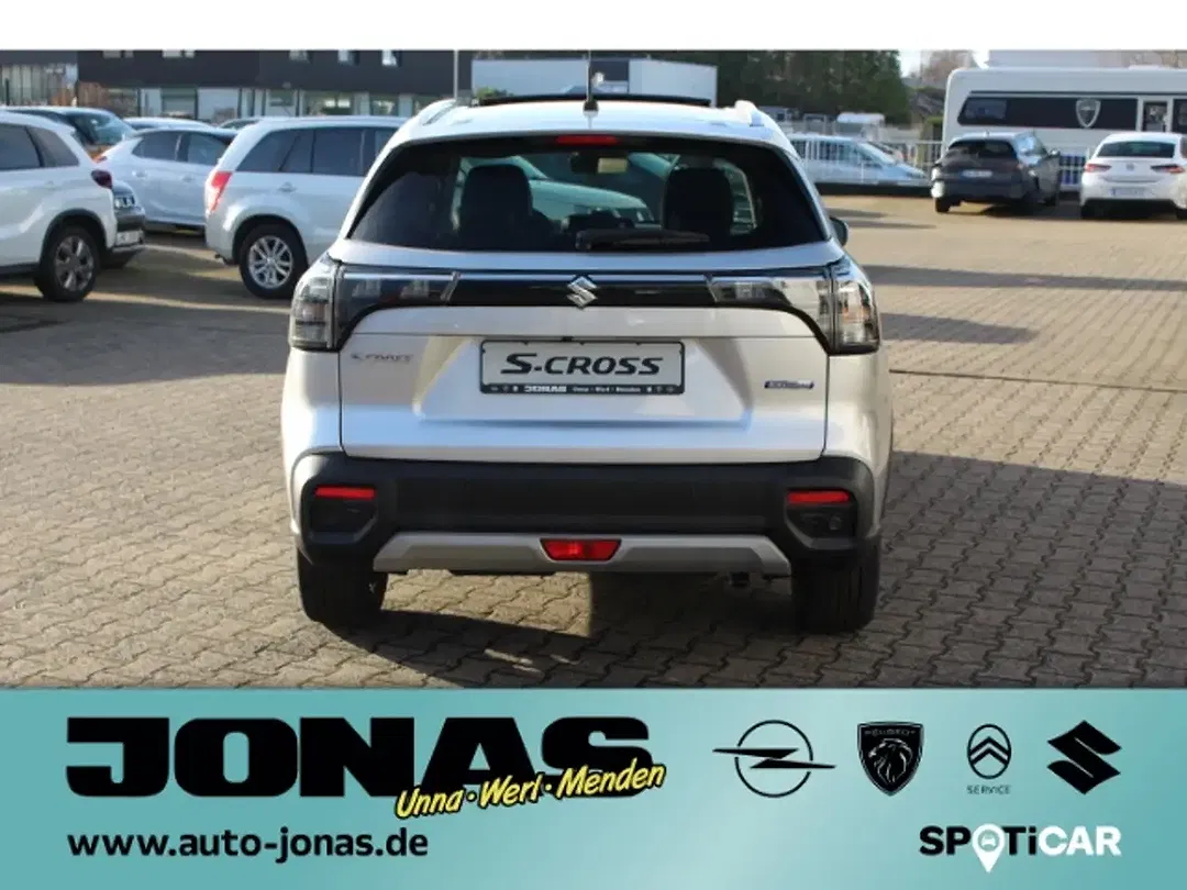 Suzuki SX4 S-Cross - Thumbnail 6