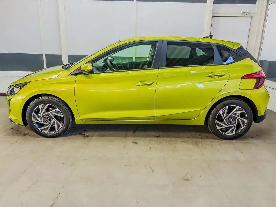 Hyundai i20 - Thumbnail 3