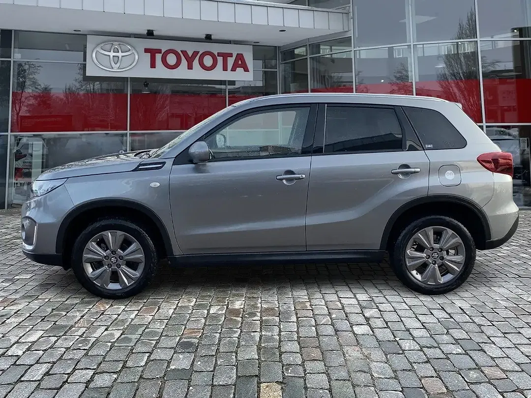 Suzuki Vitara - Thumbnail 2