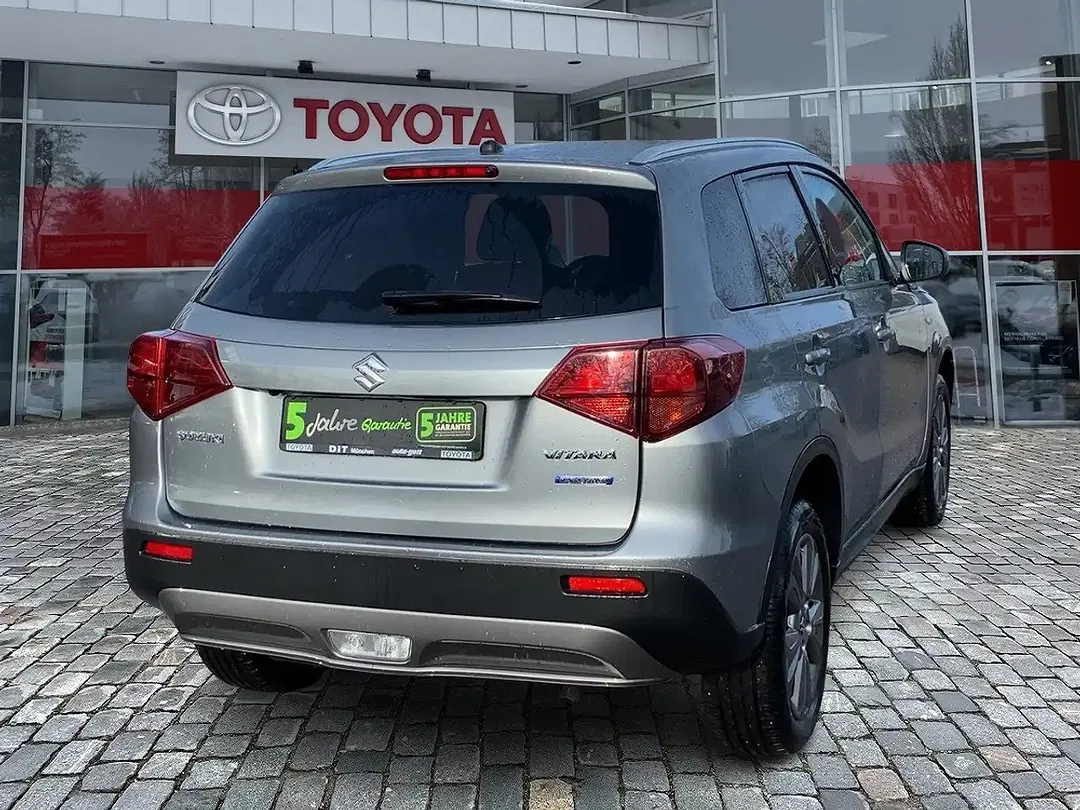 Suzuki Vitara - Thumbnail 4