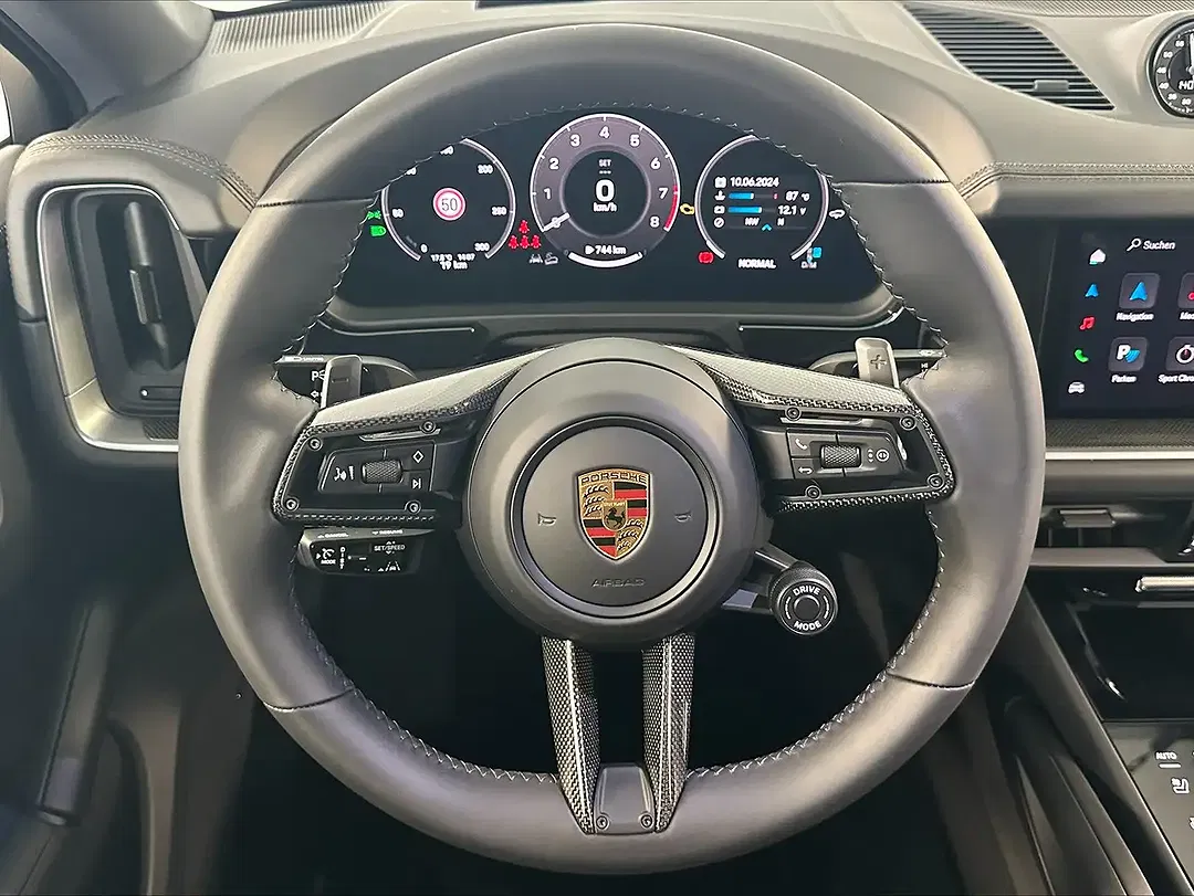 Porsche Cayenne - Thumbnail 15