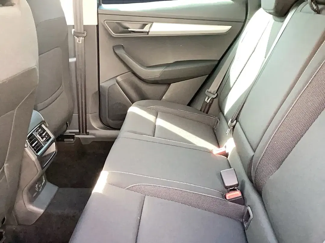 Skoda Karoq - Thumbnail 12