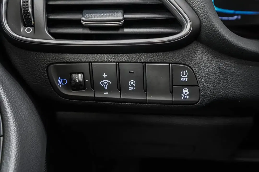 Hyundai i30 - Thumbnail 11